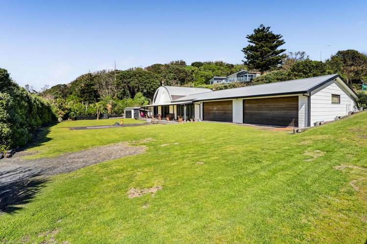 9 Beach Road Patea_24