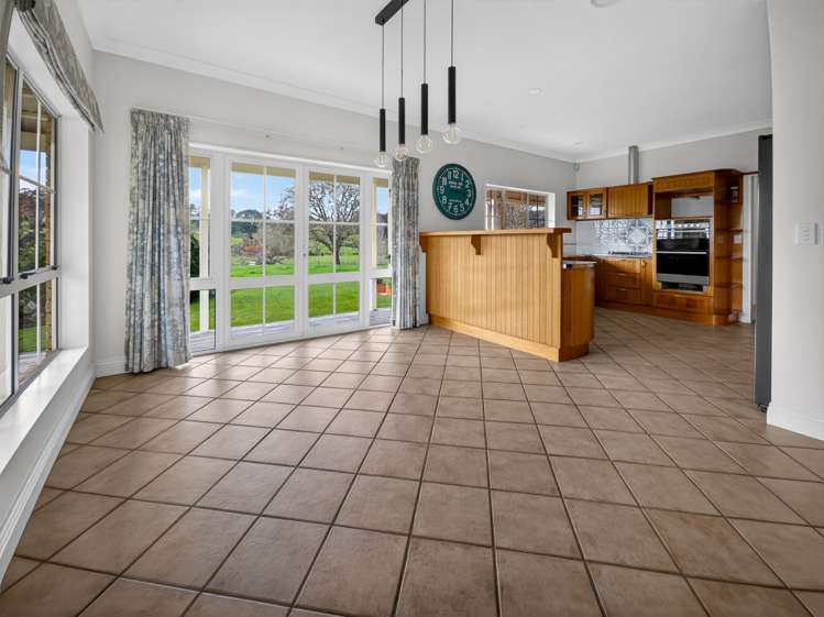 154 Awa Road Kumeu_5