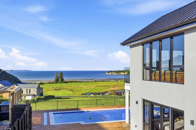 11 Rongoa Road Okura_13