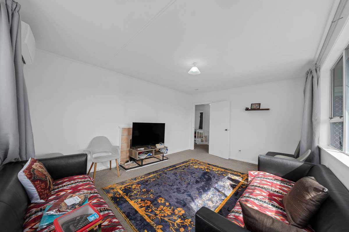 9 Morrie Laing Avenue_1