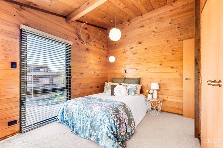 5 Seymour Grove Kingsley Heights_13