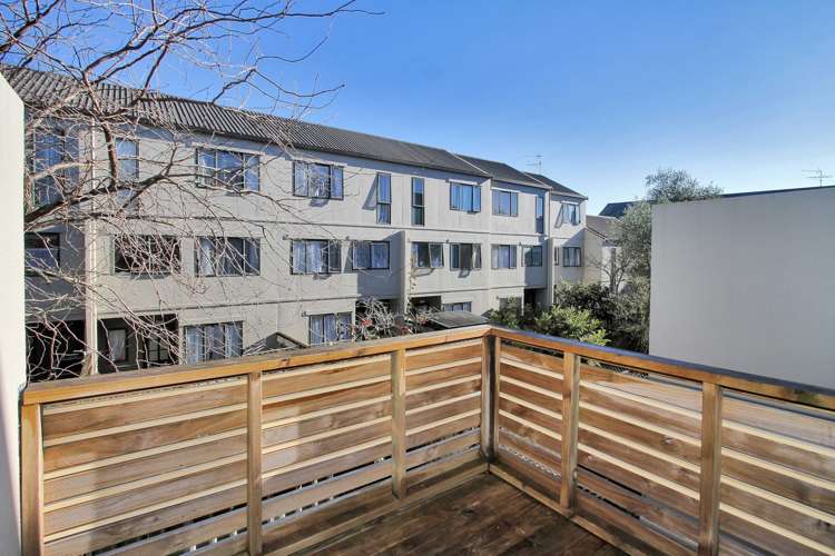 23/12 Ambrico Place New Lynn_18