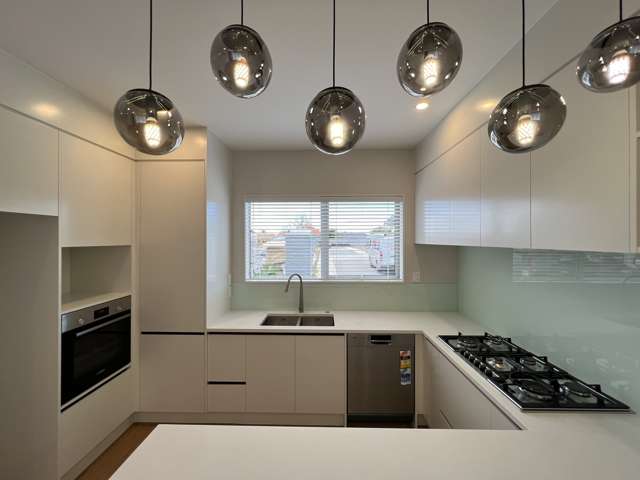 14 Paku Lane Mount Wellington_2
