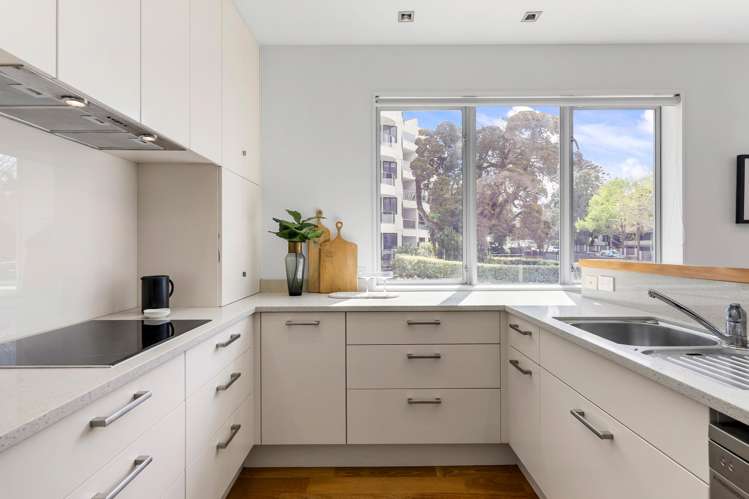 1A / 7 The Promenade Takapuna_4