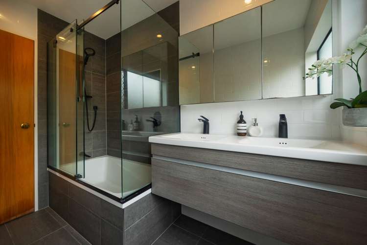 25a Benfield Avenue Mount Albert_17