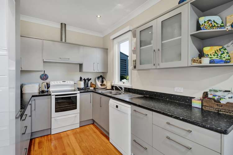 14 Hu Road Rawhitiroa_5