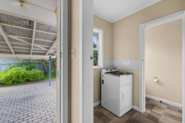 6 Avon Terrace Taradale_12