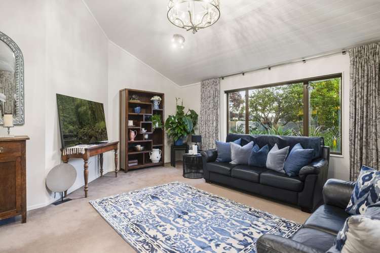 30 Mauritius Key Papamoa_14