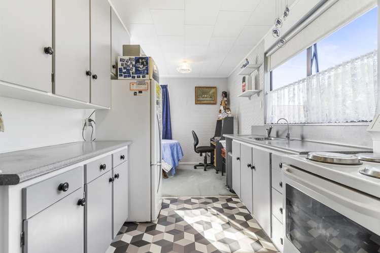 4 Mataura Place Clover Park_8