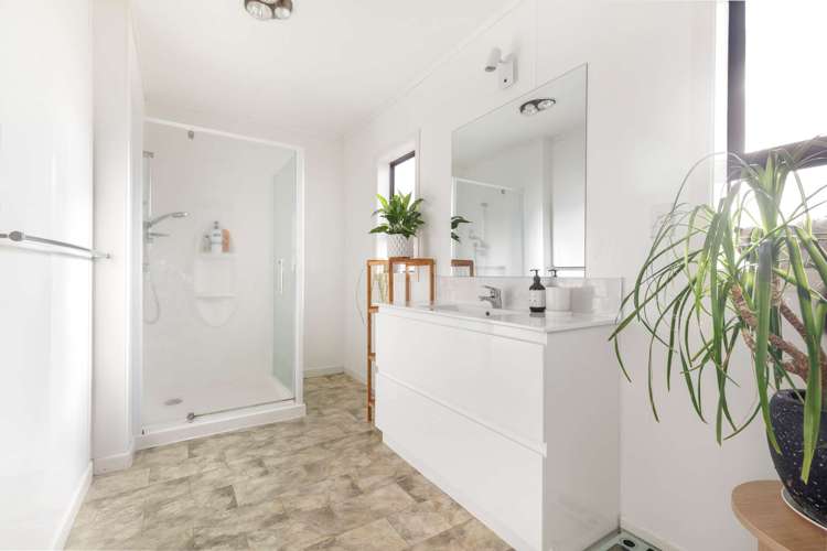 694 Thornton Road Thornton_17