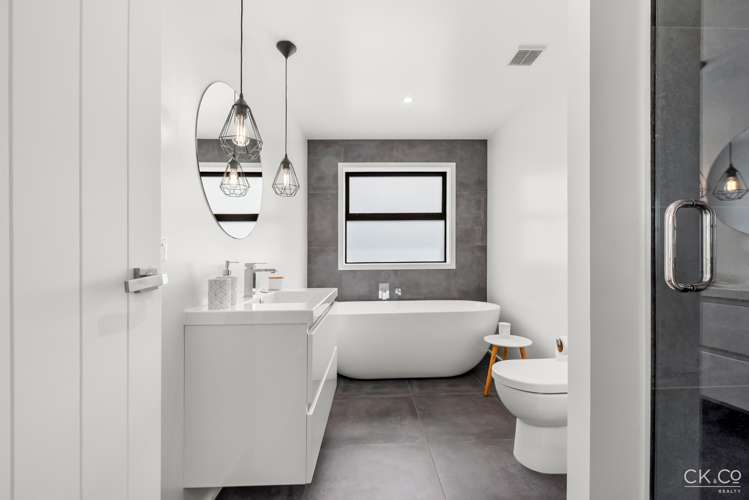 15 Adelaide Street Petone_17