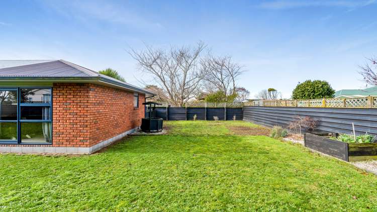 12 Hunter Street Normanby_26