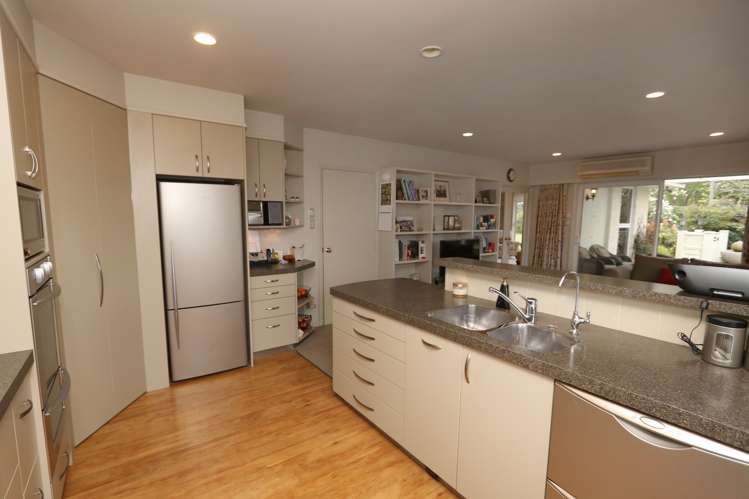 52 Churchill Avenue Allenton_6