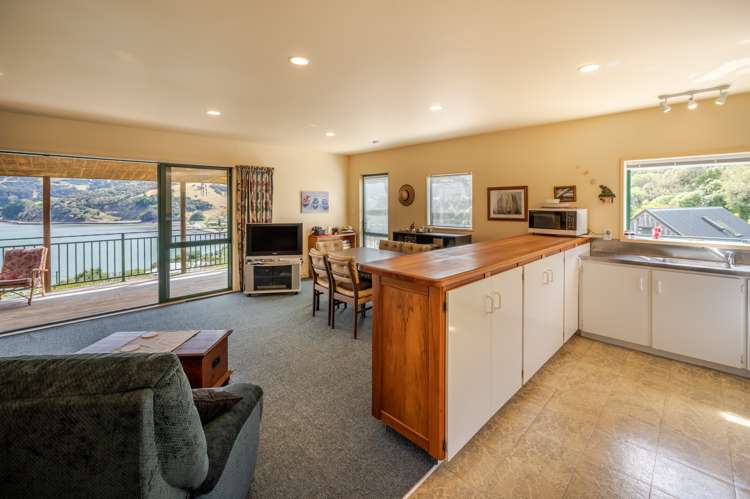 39 Bayview Crescent Duvauchelle_6