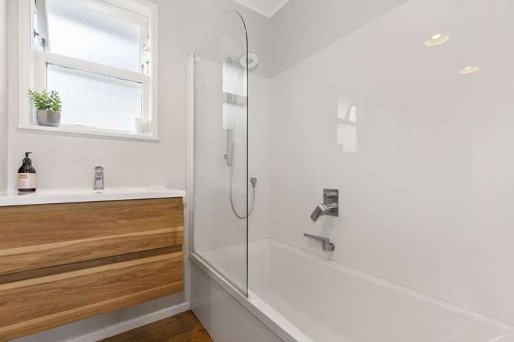 24 Hobart Crescent Wattle Downs_9