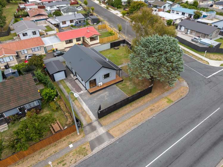 43 Karen Crescent Dinsdale_9