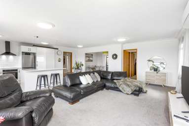 1 Orewa Heights Crescent_4