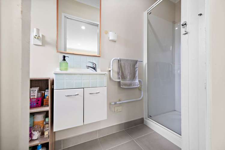 40A Pine Avenue Henderson_18