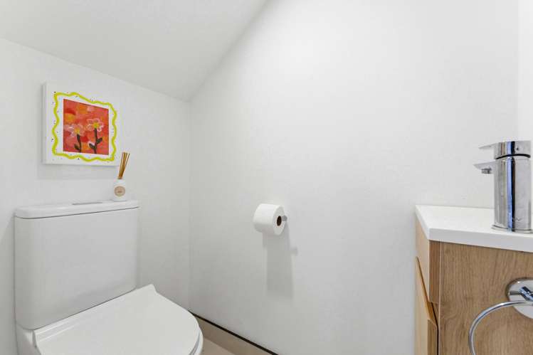 2/314 Royal Road Massey_10