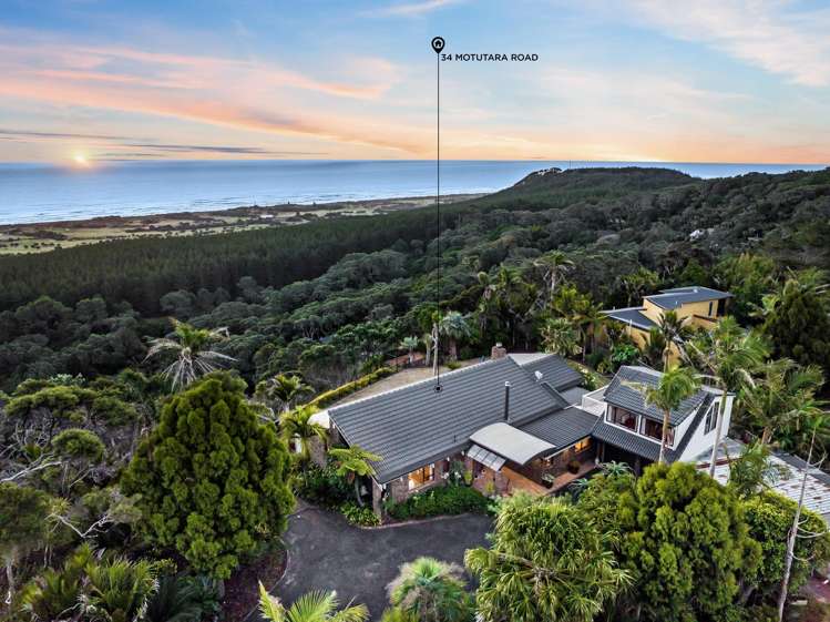 34 Motutara Road Muriwai Beach_2