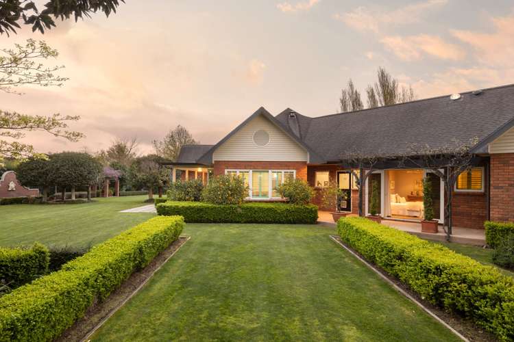 77 Harrowfield Drive Harrowfield_45