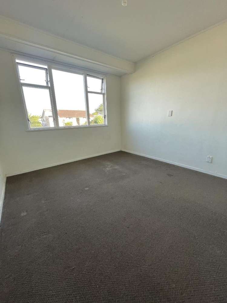 13 Chelburn Crescent Mangere_7