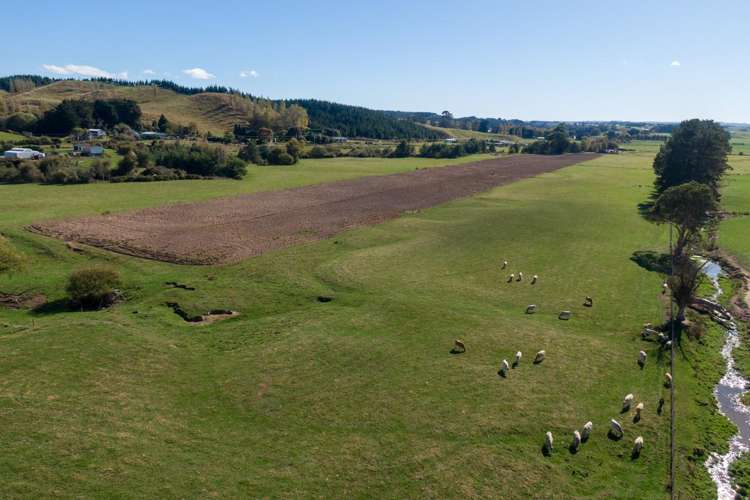 20 Bell Road West Feilding_10
