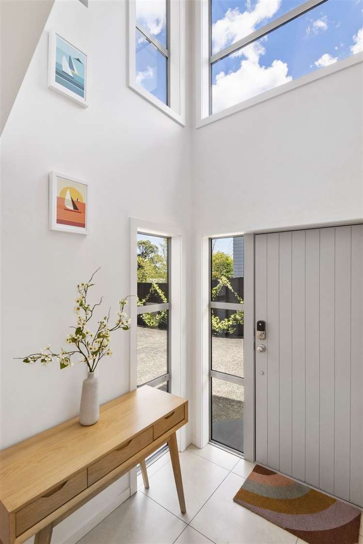 7a Varlene Terrace Forrest Hill_25