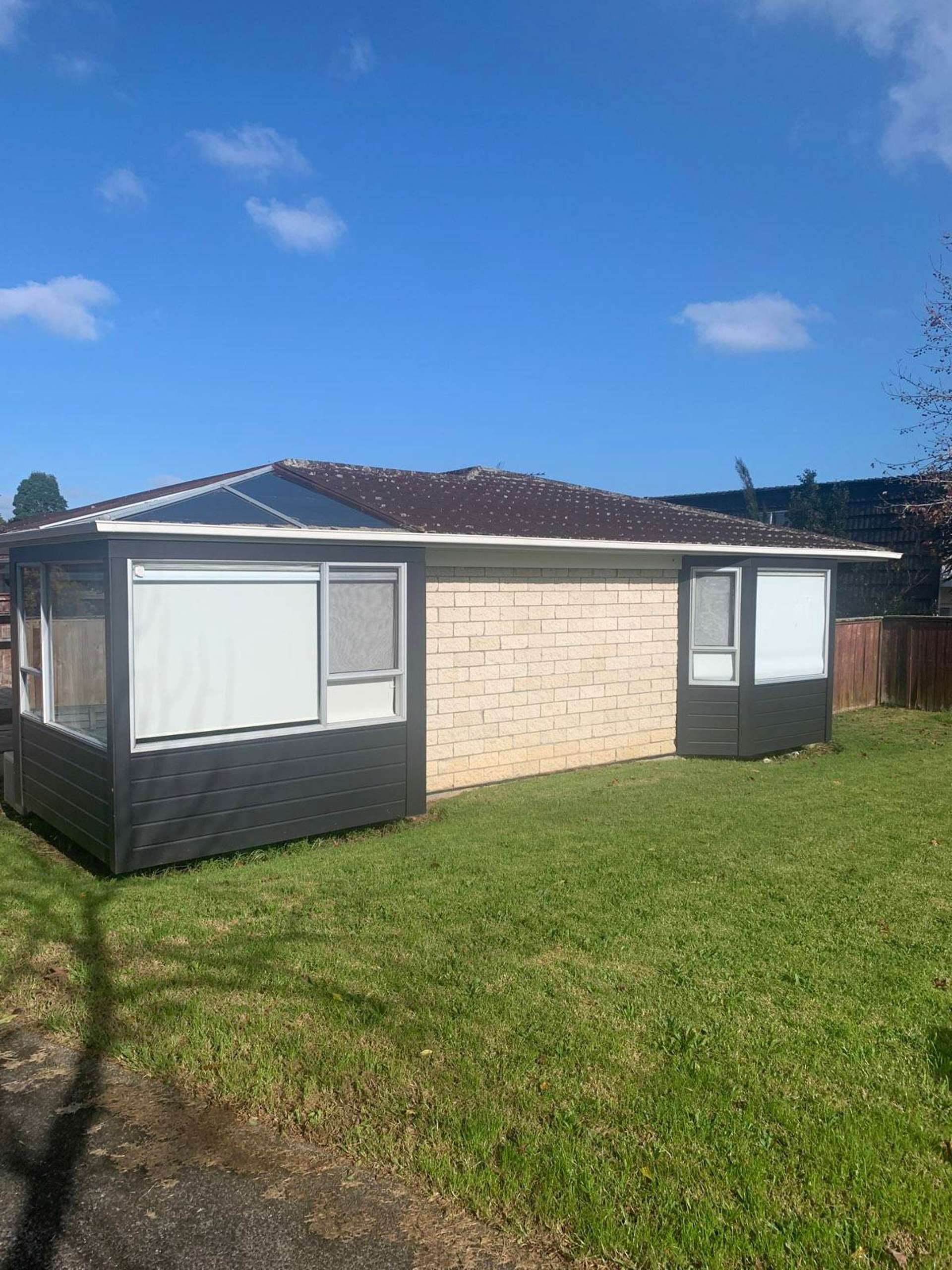1/17 Hedge Row Sunnyhills_0