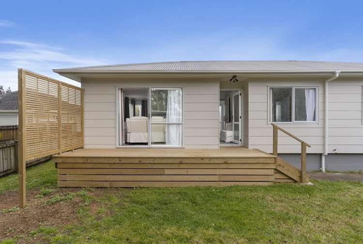 2/27 Jutland Road_0