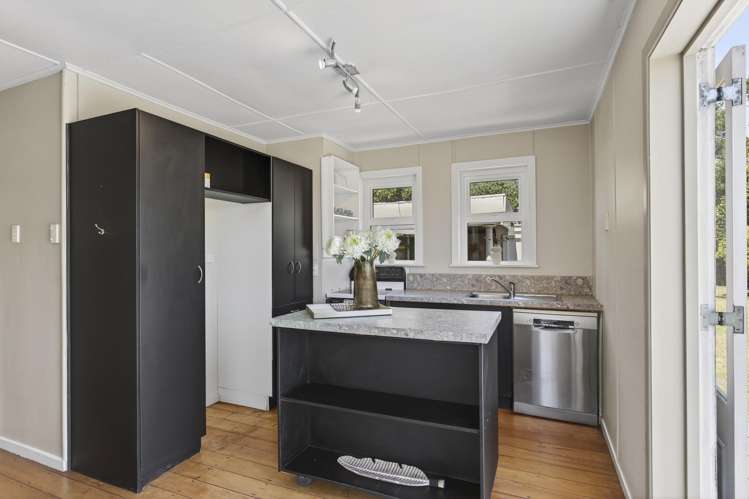 10 Chard Street Westown_4