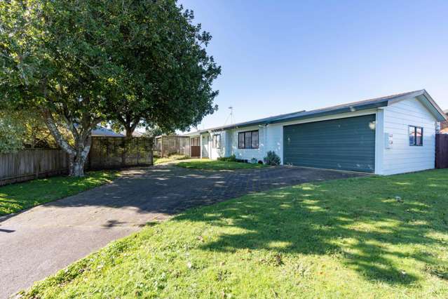 Spacious Living - Inside out !