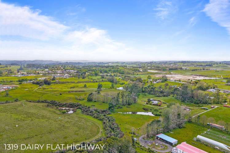 1317 and 1319 Dairy Flat Highway Dairy Flat_26