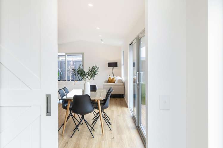 66 Whitehorn Drive Lincoln_10