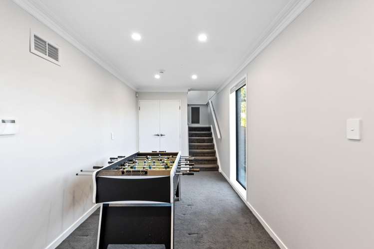 89 Nevay Road Miramar_24
