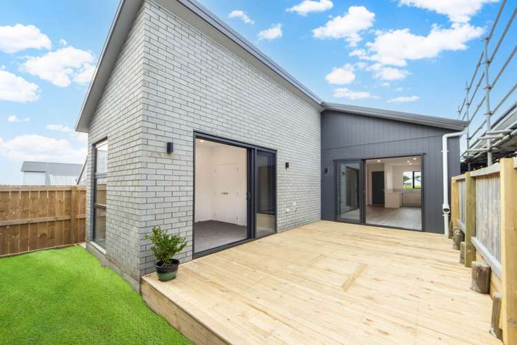 41 Puwha Street Massey_9