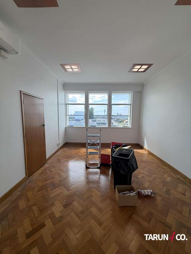 Affordable Dominion Rd Office + Parking