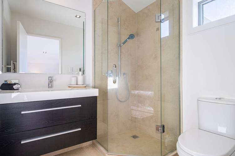 2/19 Toroa Street Torbay_14
