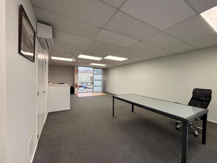 2/14 Broad Street Woolston_7