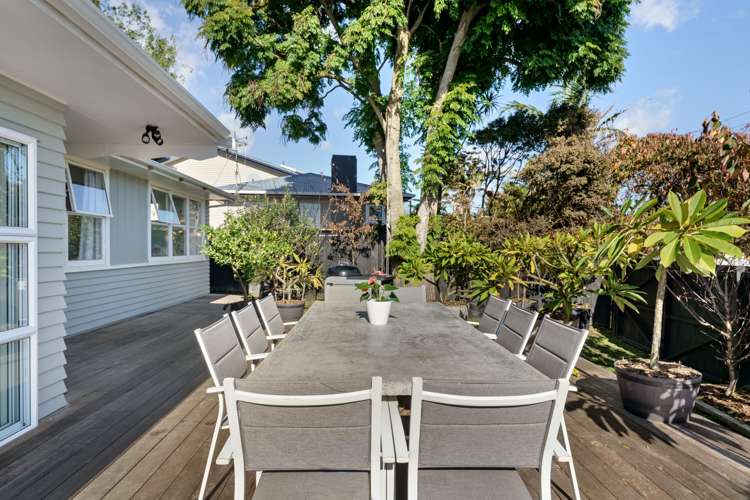 45 Western Road Bellevue_21