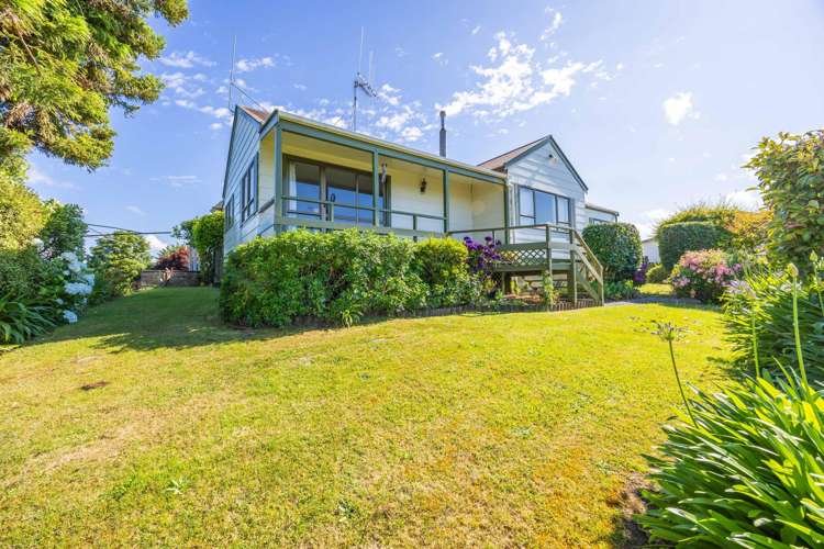 28 Gilbass Avenue Hamilton Lake_33