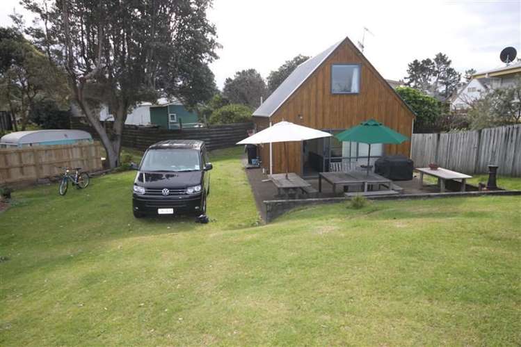 21 Dunlop Drive Pauanui_11