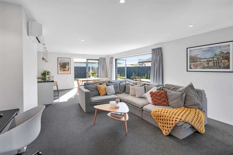 7 Halpin Drive Lincoln_24