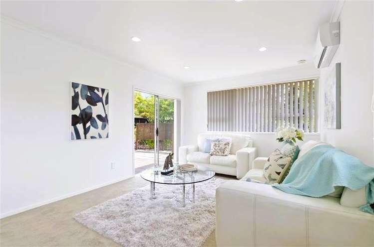 83 Advene Road_4