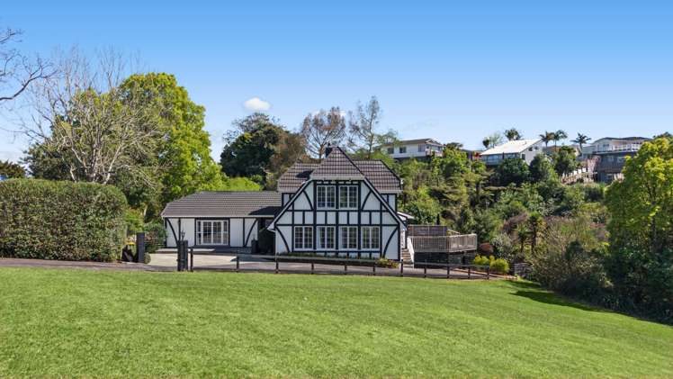 27 Charles Dickens Drive Mellons Bay_47