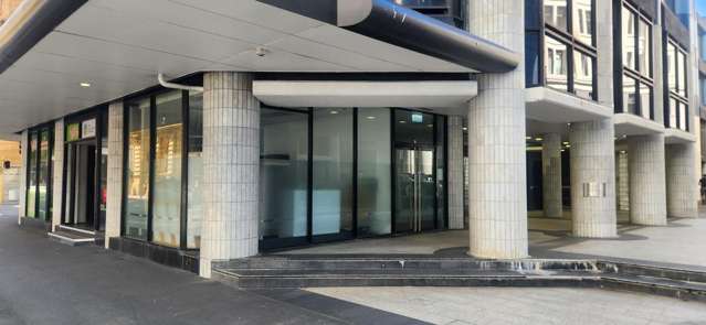Ground floor retail - Customhouse Quay