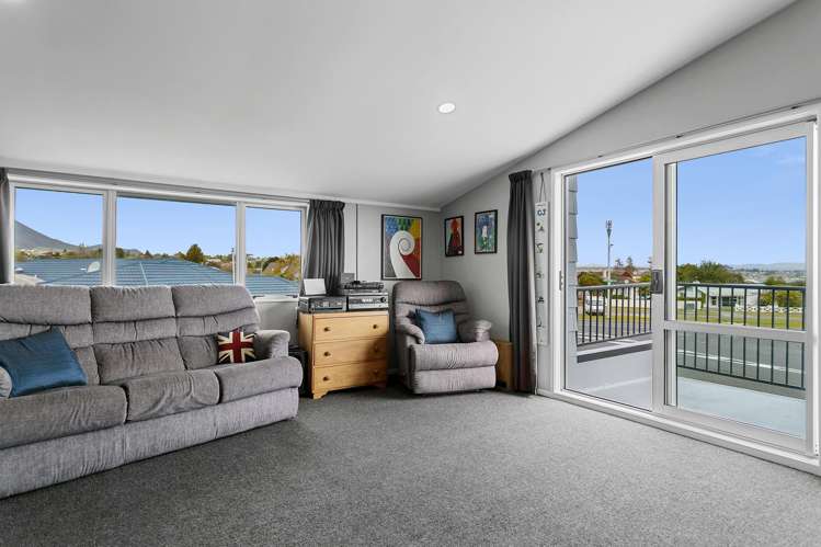 2/134 Roberts Street Taupo_9