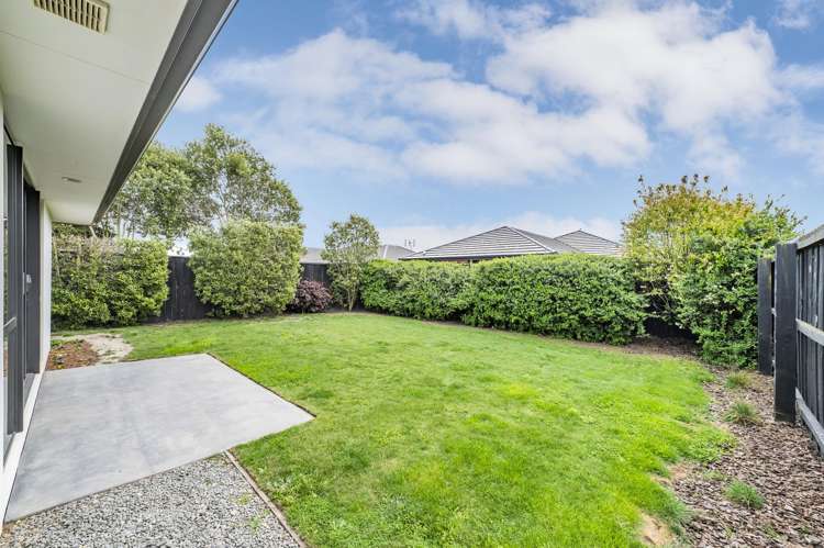 57 Farnborough Way Rolleston_18