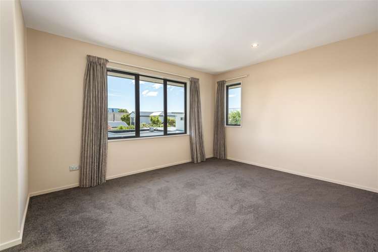 111a Rocking Horse Road Southshore_14