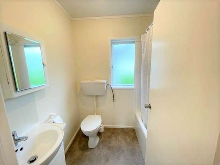 2-2 Abraham Place St Johns_6